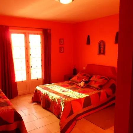 Le Jas Du Gabian 3* Volonne