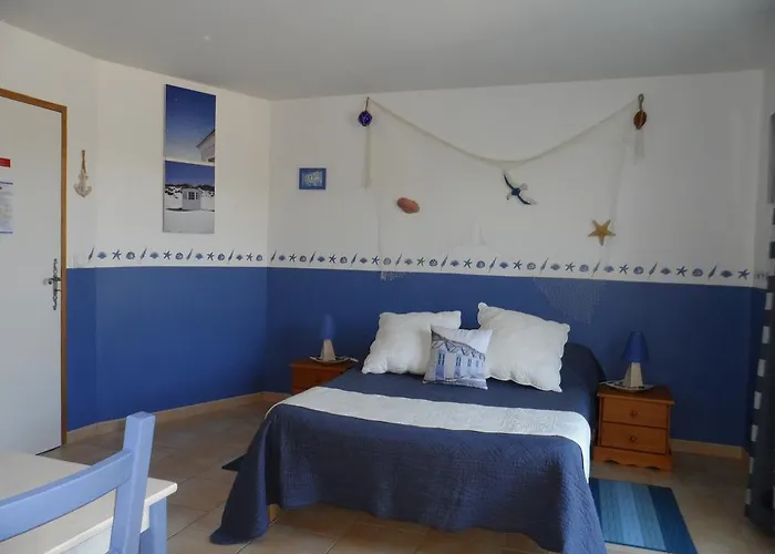 Le Jas Du Gabian Guest house