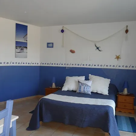 Le Jas Du Gabian Guest house